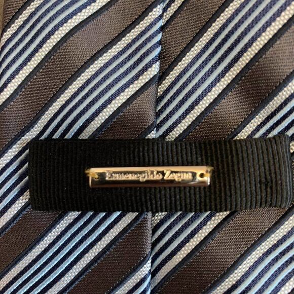 𝅺nwot Ermenegildo zegna Blue Gray Striped Silk Tie - Picture 3 of 7
